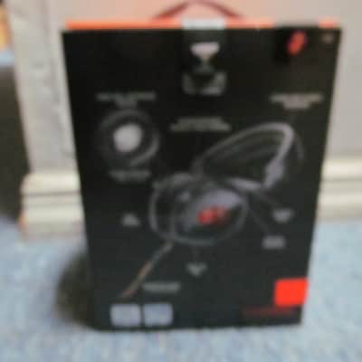 V-Moda Crossfade 2 Limited-edition Wireless Headphone Rolling Stones Classic Licks *BRAND NEW!! image 4