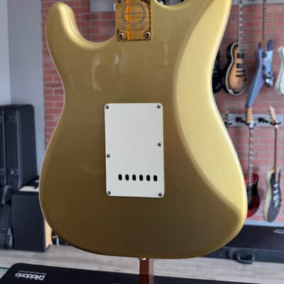 Squier 60th Anniversary Classic Vibe '50s Stratocaster Aztec Gold image 3