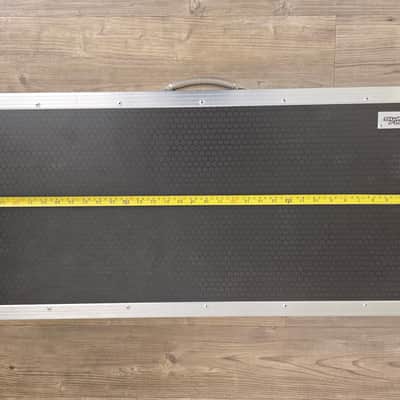Swan Flight Custom Pedal Board 2023 - Silver and black image 16