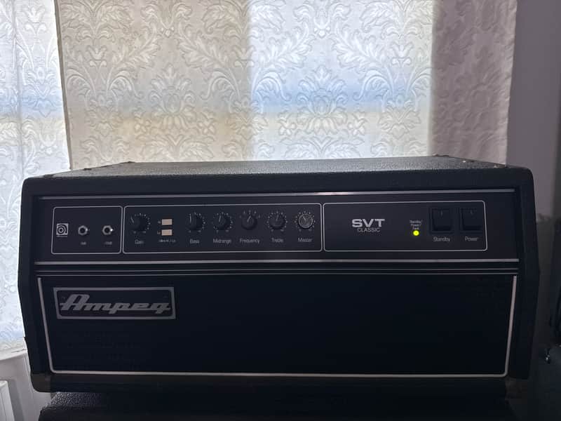 Ampeg SVT-CL Classic Series 300-Watt Tube Bass Amp Head 2007 - Present - Black image 1