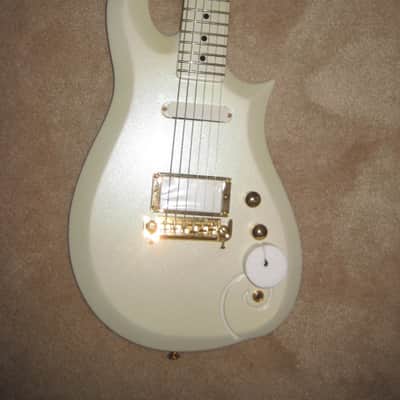 Scheter Prince White Cloud Guitar Purple Rain 2000 white image 2