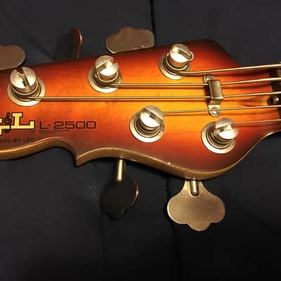 Left handed G&L L-2500  5 string bass (Fullerton, USA) image 9
