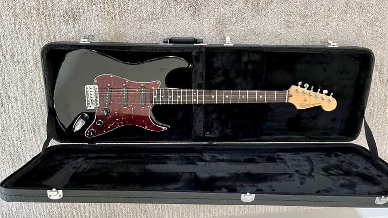 Upgraded 2003 MIM Fender Stratocaster w/ HSC