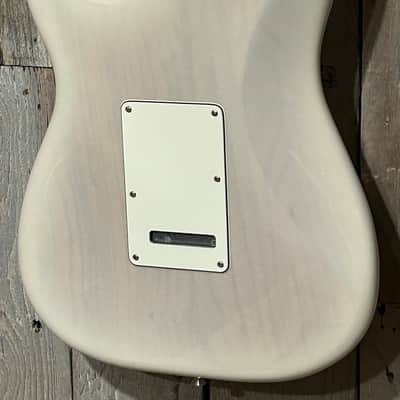 New Fender Player II Stratocaster - White Blonde, Fastest Shipping In The World! Includes A Pro Set Up! image 12