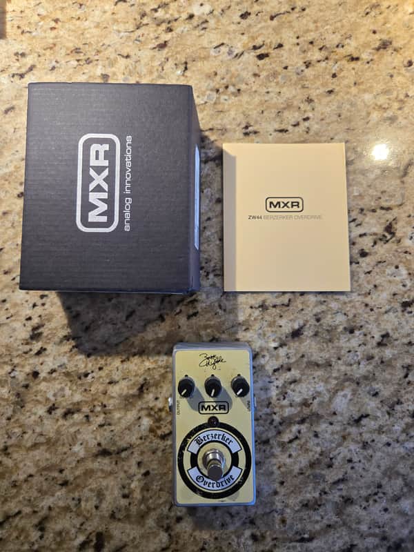 MXR ZW44-B Berzerker Overdrive Zakk Wylde Signature | Reverb Canada