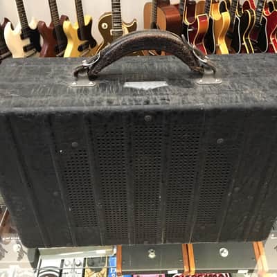 Rickenbacker Electro-Spanish Ken Roberts Guitar with matching Amp image 7