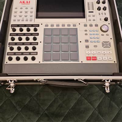 Akai MPC X Special Edition Standalone Sampler / Sequencer 2023 - Present - Grey image 2