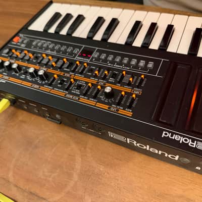 Roland JP-08 Boutique Synthesizer Module with K-25m Keyboard 2015 - Present - Black image 5