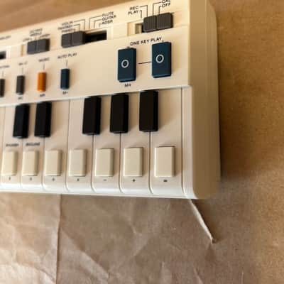 Casio VL-1 Casio VL-1 VL-Tone 29-Key Synthesizer Keyboard 1979-84 Excellent Condition! with Carrying Pouch and Users Manual imagen 9