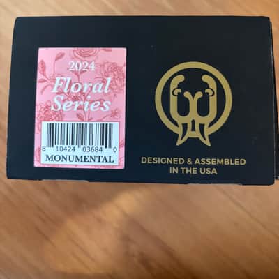Walrus Audio Monumental Stereo Harmonic Tap Tremolo Limited Edition - Floral Series 2024 - Pink Floral image 6