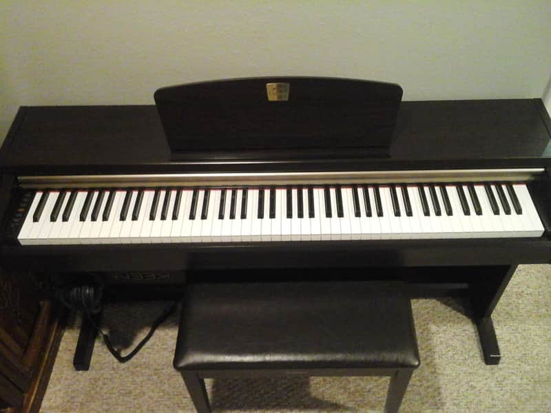 楽器 YAMAHA Clavinova  CLP-220M Yamaha Clavinova CLP-220 Digital Piano and stool rosewood finish