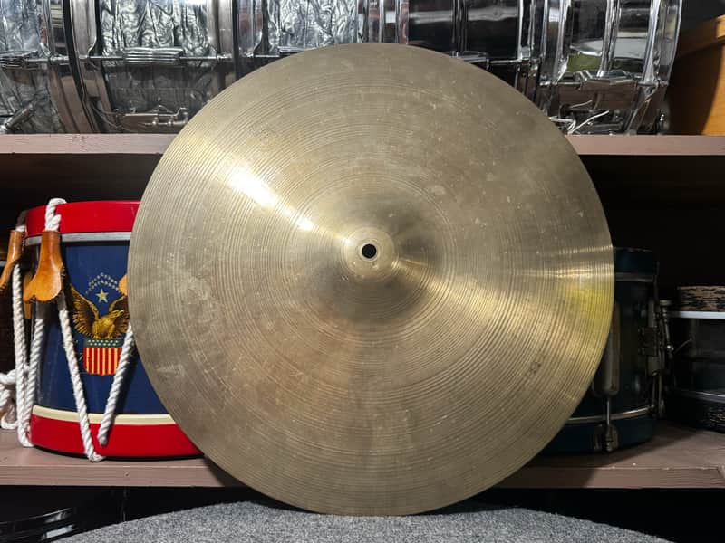 Zildjian 18" Ride Cymbal image 1