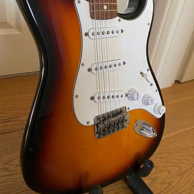 Fender Stratocaster Standard, Mexico 1998, Sunburst image 3