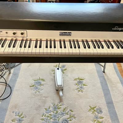 Fender Rhodes Mark I Stage 73-Key Electric Piano 1969 - 1974 - Black Rounded Top image 1