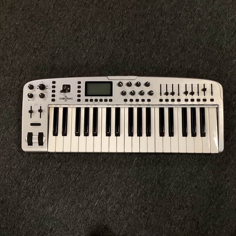 M-Audio Ozonic Keyboard Controller