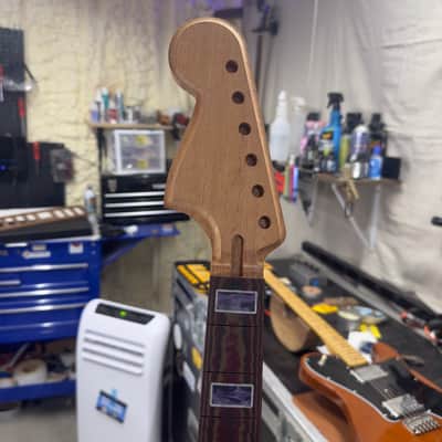 Polo Guitars Jagstang Style DIY Guitar Kit Bild 6