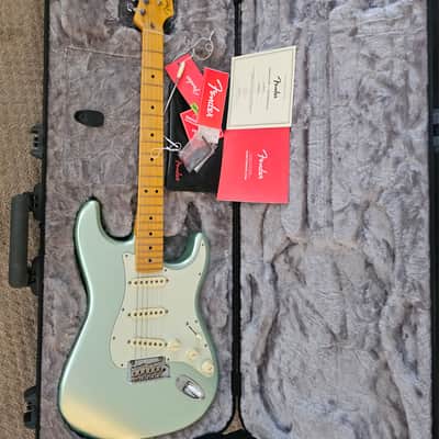 Fender Stratocaster Pro Professional ll 2 Fender HSC Case Candy image 9