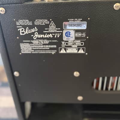 Fender Blues Junior IV 15-Watt 1x12" Guitar Combo 2018 - Present - Black image 6