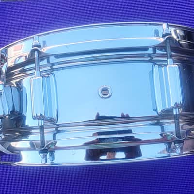 Rogers PowerTone 5x14" 8-Lug Brass Snare Drum with "Beavertail" Lugs 1963 - 1973 - Chrome image 4