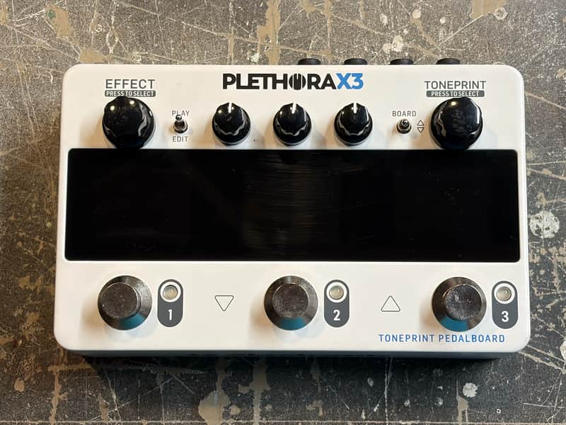 TC Electronic Plethora X3 TonePrint Multi-Effects Pedalboard 2022 - Present - White image 1