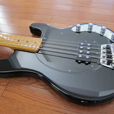 Ernie Ball/Musicman Stingray Classic Active/Passive image 1