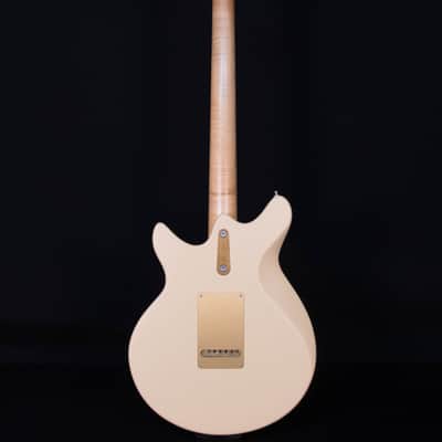 Mint Eastman DC'62 Fullertone Solidbody Electric, Desert Sand image 7