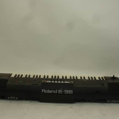 Roland E-96 61-key Synthesizer Keyboard image 15