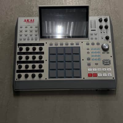 Akai MPC X Special Edition Standalone Sampler / Sequencer 2023 - Present - Grey image 3