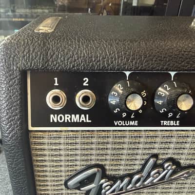 Fender Deluxe Reverb Reissue 2003 USA made- w/Mid Knob mod + Jensen C12N + USA glass image 3