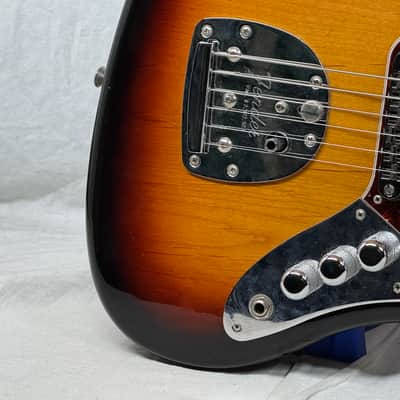 Fender Kurt Cobain Jaguar Guitar with Case 2016 - 3-Color Sunburst / Rosewood fingerboard image 5