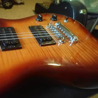 Carvin Holdsworth HF2 2005 -  Sunburst on Flamed Maple image 8