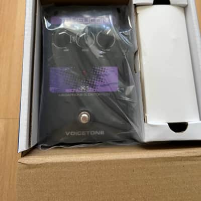 TC Helicon VoiceTone X1 2011 - 2021 - Black image 2