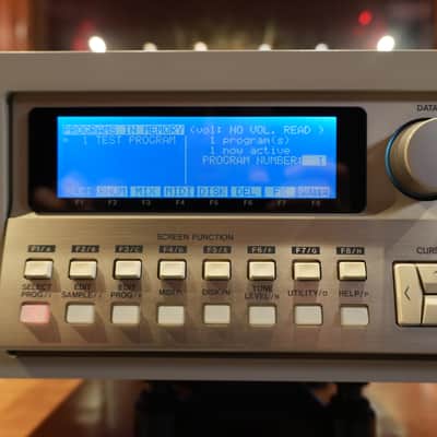 Akai S3000 MIDI Stereo Digital Sampler image 3