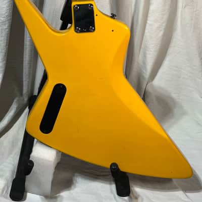 Dean Hollywood Z Early 1980s -  yellow and black image 10