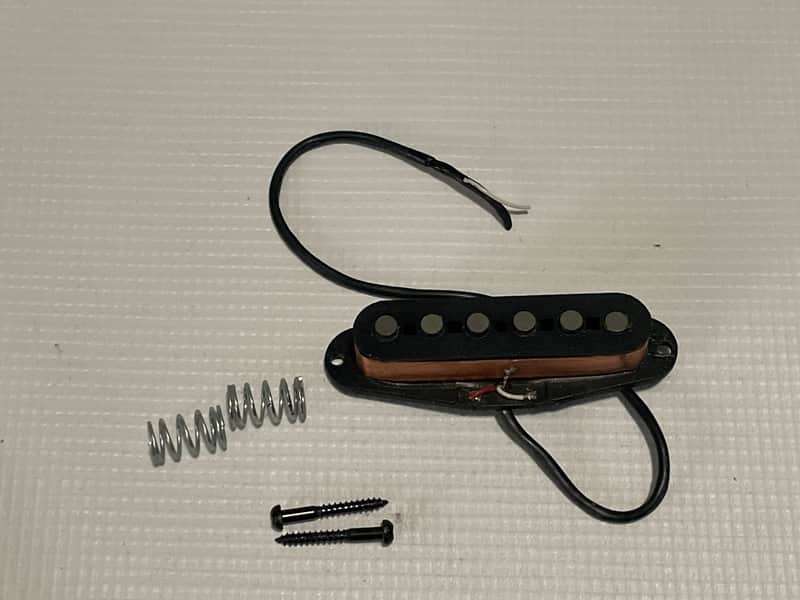 2000's Seymour Duncan Designed SC101 Black Middle Single Coil Guitar Pickup 6.72k (Missing cover) image 1