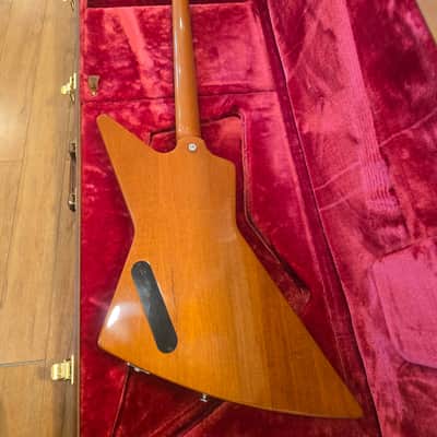 Gibson Explorer Antique Natural image 3