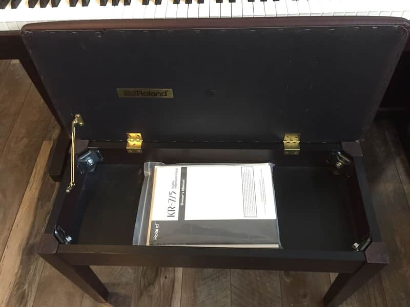 ROLAND KR-7 Digital Intelligent Piano Mahogany | Reverb
