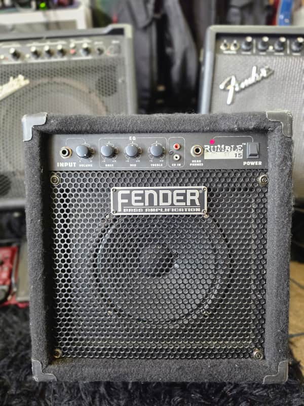 Fender Rumble 15 15-Watt 1x8" Bass Combo