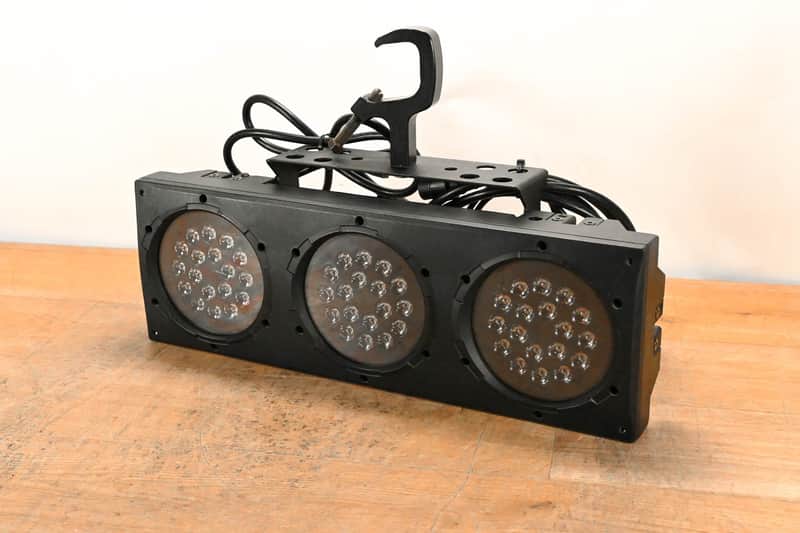 Chauvet Chauvet COLORado 3 3p LED DMX Stage Wash Light (3 Light Set)
