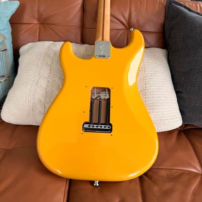 *Upgraded* Fender Player II Modified Stratocaster with Maple Fretboard 2025 - Present - Sunshine Yellow image 3