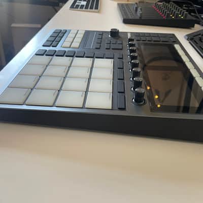 Immagine Native Instruments Maschine Plus - 8