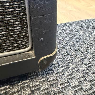 Mesa Boogie Rectifier 140-Watt 2x12" Horizontal Guitar Speaker Cabinet in Custom Flight Case image 7