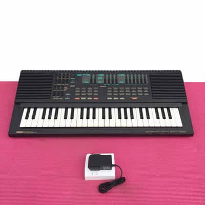 Yamaha PSS-560 FM Synthesizer Keyboard ( YM 3812 Soundblaster SEGA 570 )