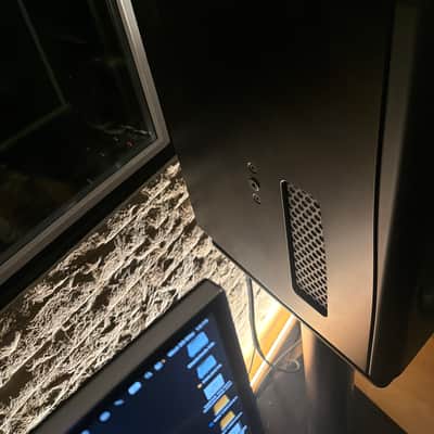 Dutch & Dutch 8c Studio Active Speakers image 8