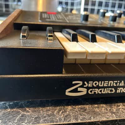 Sequential Circuits Prophet 600 (GliGl mod) image 2