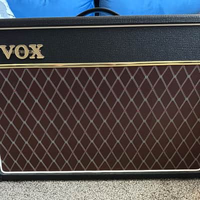 Vox AC15C1 Custom 2-Channel 15-Watt 1x12" Guitar Combo image 1