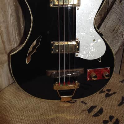 Waterstone Cestus Short scale Bass image 1