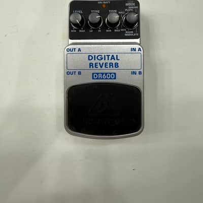 Behringer DR600 Digital Reverb Stereo Guitar Effect Pedal image 1