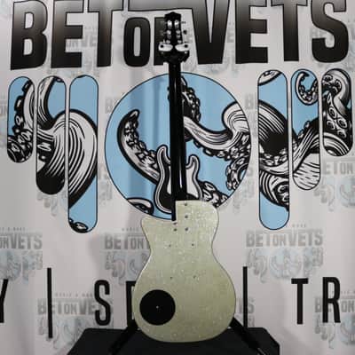 Danelectro'56 Baritone Silver Metalflake image 6