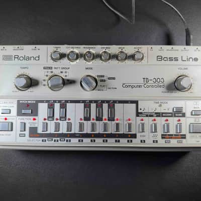 Roland TB-303 Bassline Synthesizer
